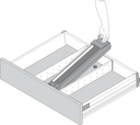 Cortador_de_pl_stico_Blum_ORGA-LINE_para_organizaci_n_de_cajones_de_cocina_5.png