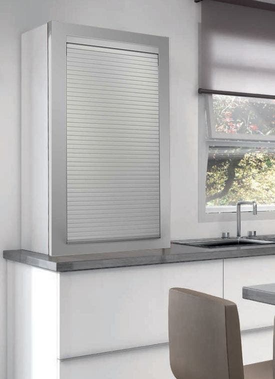 [325.104] METALLIC LINE: PERSIANAS DE ALUMINIO O POLIPROPILENO PARA GABINETE DE COCINA (Acero Inox, 600 mm)